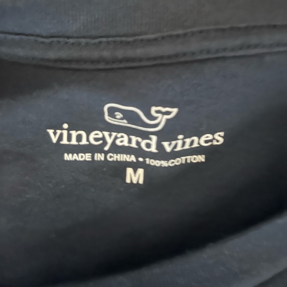 Vineyard Vines Basketball Logo Long Sleeve - Picture 2 of 3